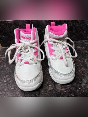 Shaq Kids' White Sneakers with Hot Pink Trim